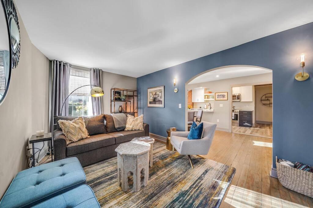 Luxury Apartment In Historic Carriage House Кенет Скуеър Екстериор снимка